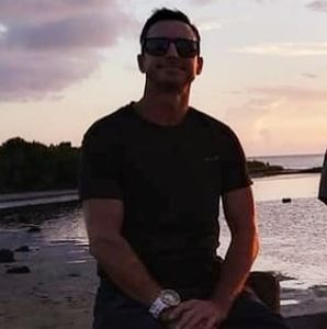 Meet your Posher, Charles